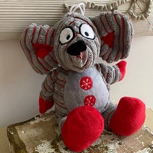 DAN DEE Collector’s Choice Mouse